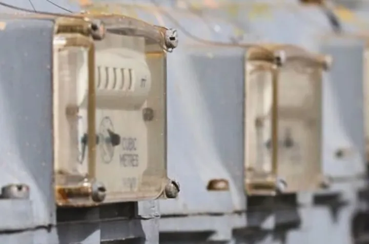 زنی که ۷ سال بیش از حد پرداخت کرد: داستان یک شکایت موفق 